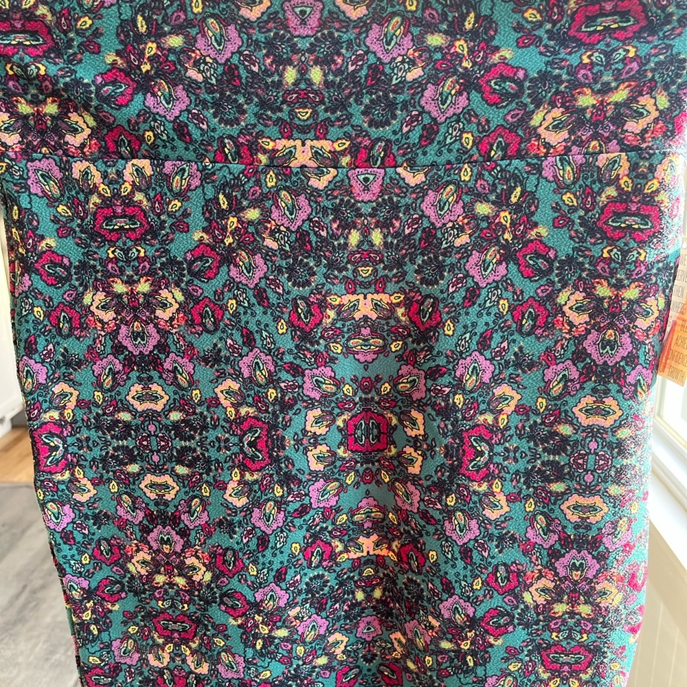 LuLaRoe Cassie